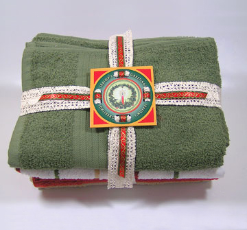 Fobbie Wrapped Stack of Towels